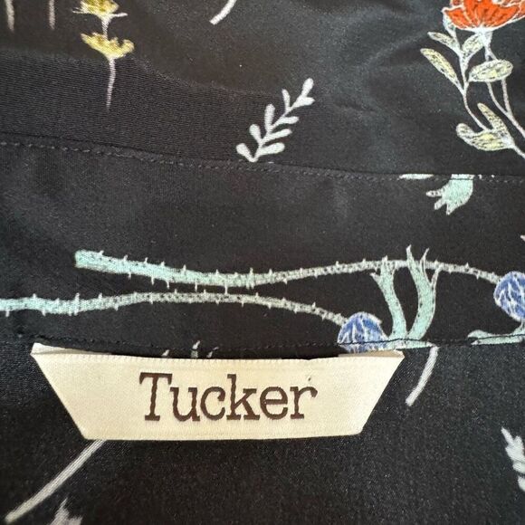 Tucker Vogue Fall 2018 collection 100% silk floral button down midi dress XS - Picture 6 of 11